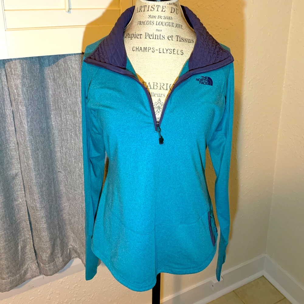 The North Face Women’s medium long sleeve 1/4 zip aqua and purple